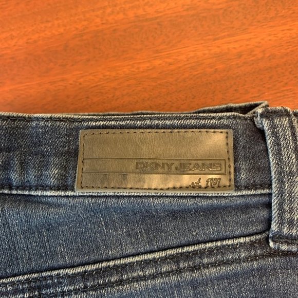 DKNY Mid Rise Jeans - Picture 8 of 8